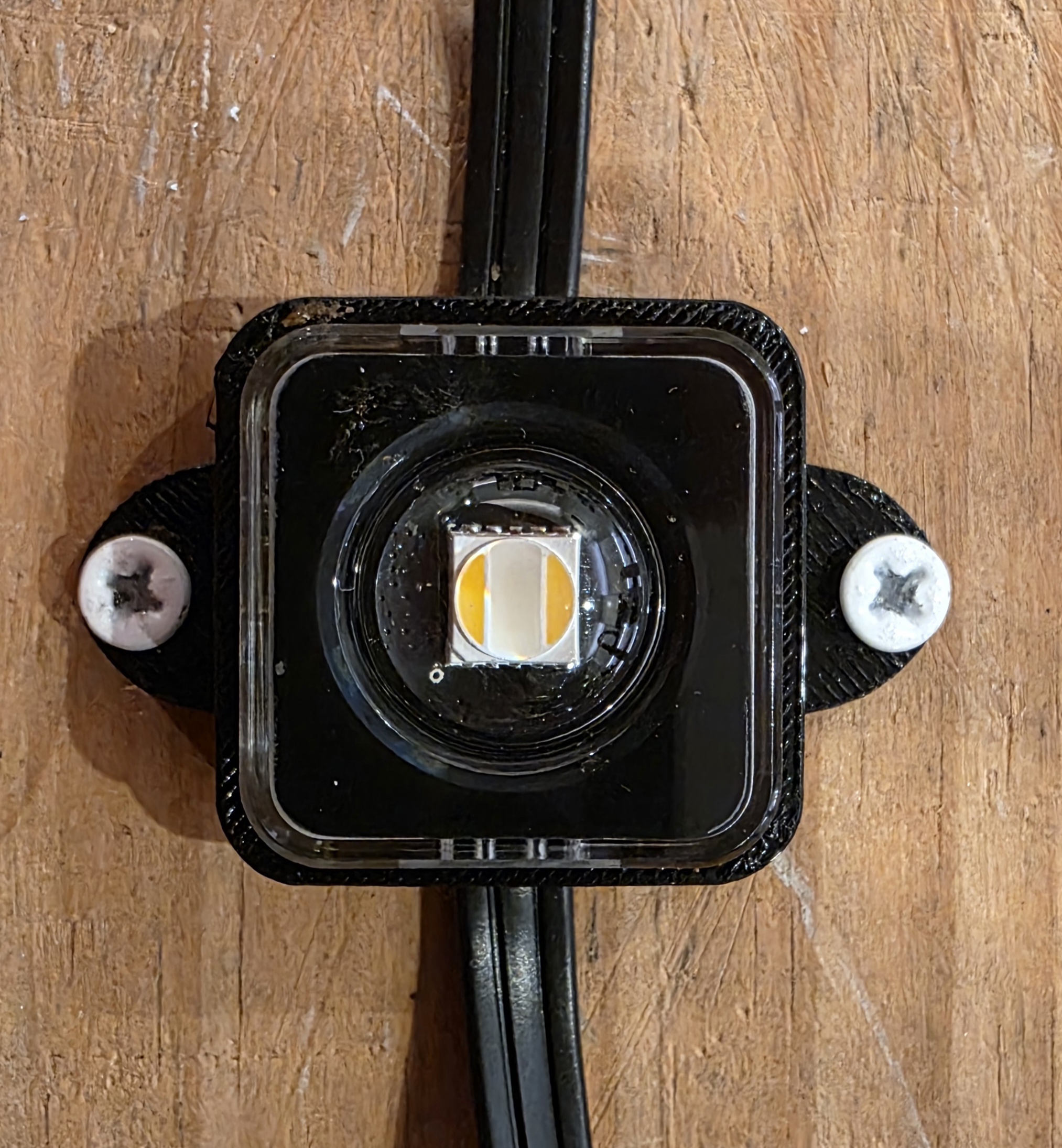 Govee Outdoor Permanent Light Mounts H705 — set of matte black PETG brackets